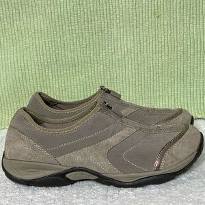 Easy Spirit Womens Esellicott Taupe Leather Zip Slip On Casual Shoes - Size 7.5M